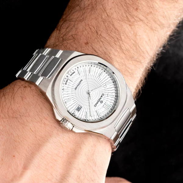 Candino couple classic часовник със сапфир стъкло и стоманена верижка classicwatches.bg
