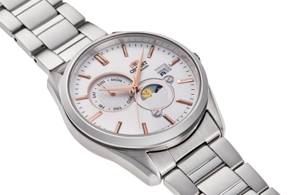 ORIENT AUTOMATIC SUN AND MOON 42ММ MEN`S WATCH RA-AK0306S