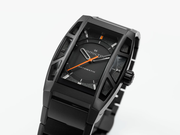 Hamilton Boulton Death Stranding 2 Limited Edition 36x48mm – черен циферблат с оранжева секундна стрелка – ClassicWatches.bg
