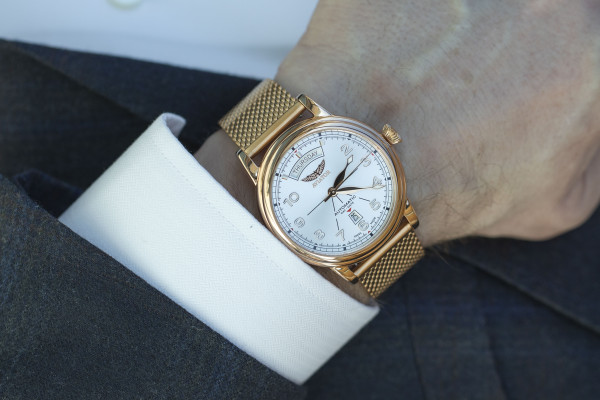 Aviator Douglas Day-Date V.3.44.2.400.5