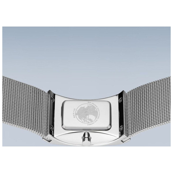 Дамски часовник Bering Classic 10222-004-S