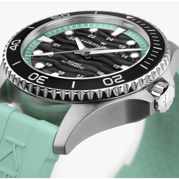 Hamilton Khaki Navy Scuba H82415331
