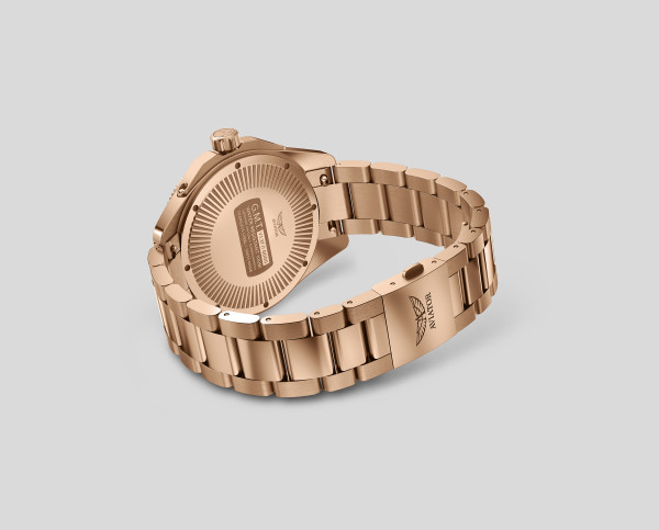 aviator v 1 37 2 309 5 детайл циферблат и gmt скала classicwatches.bg