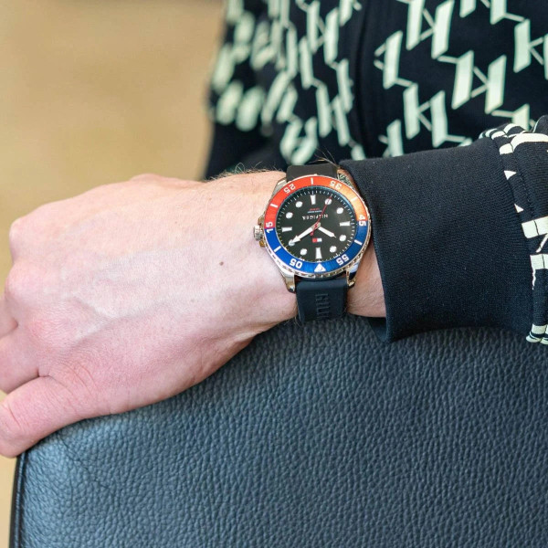 Tommy Hilfiger 1792201 мъжки часовник черен циферблат ClassicWatches.bg

