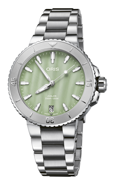 ORIS AQUIS DATE 36.5MM LADIES WATCH 733 7770 4157-07 8 18 05P