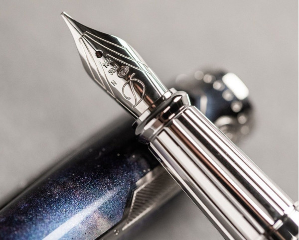 ПИСАЛКА S.T.DUPONT SPACE ODYSSEY PREMIUM LIMITED EDITION 410768L