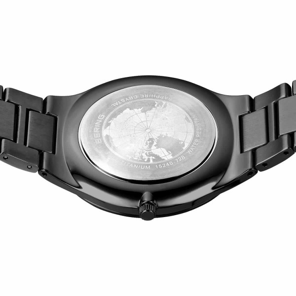 Мъжки часовник Bering Titanium 15240-728