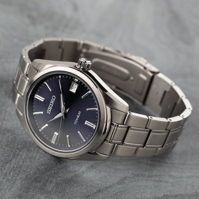 seiko-sur373p1-classicwatches.bg-сапфирено-стъкло
