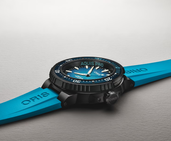 ЧАСОВНИК ORIS AQUIS PRO 1000М 49.5 ММ 01 733 7801 7255-SET