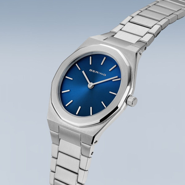 Дамски часовник Bering 19632-707