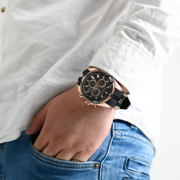 Invicta Bolt