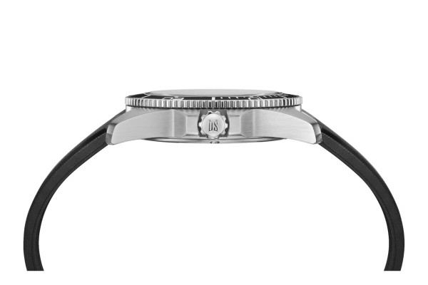 certina sapphire crystal diver 300m classicwatches.bg