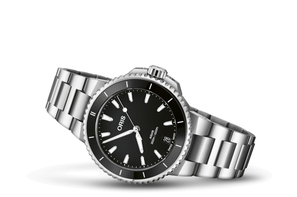 ORIS AQUIS DATE 36.5MM 733 7792 4154-07 8 19 05P