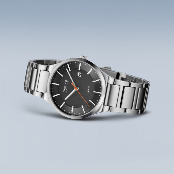 Мъжки часовник Bering Solar 15239-779