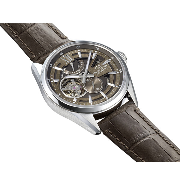 orient star skeleton мъжки часовник отворен механизъм кафява каишка classicwatches.bg