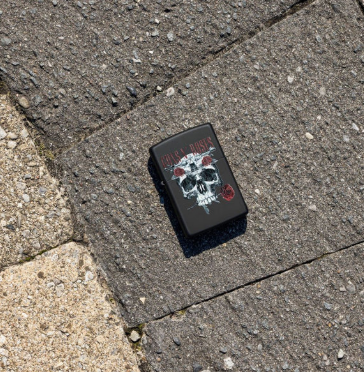 LIGHTER ZIPPO - GUNS N' ROSES, FLOWER SKULL DESIGN