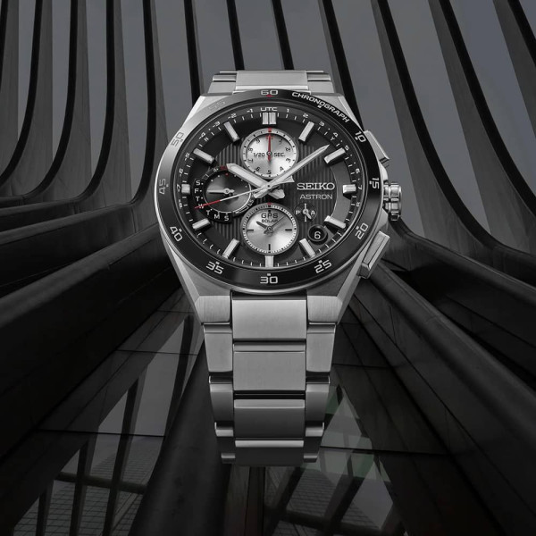SEIKO ASTRON 