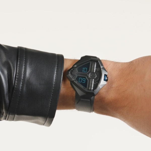 Hamilton Ventura Edge Dune Limited Edition H24624330