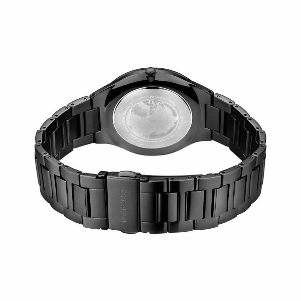 Мъжки часовник Bering Titanium 15240-728
