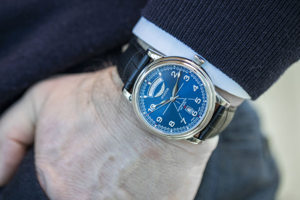 Aviator Douglas Day-Date V.3.44.0.401.0