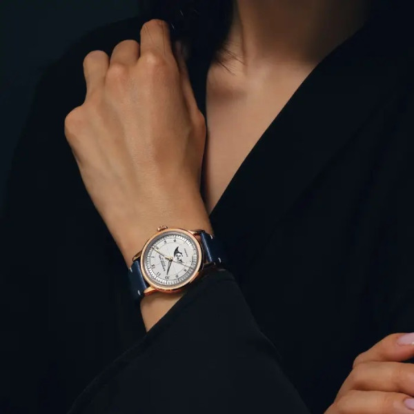 Raymond Weil Millesime 145-PC5-05650 със сребърен циферблат и арабски цифри