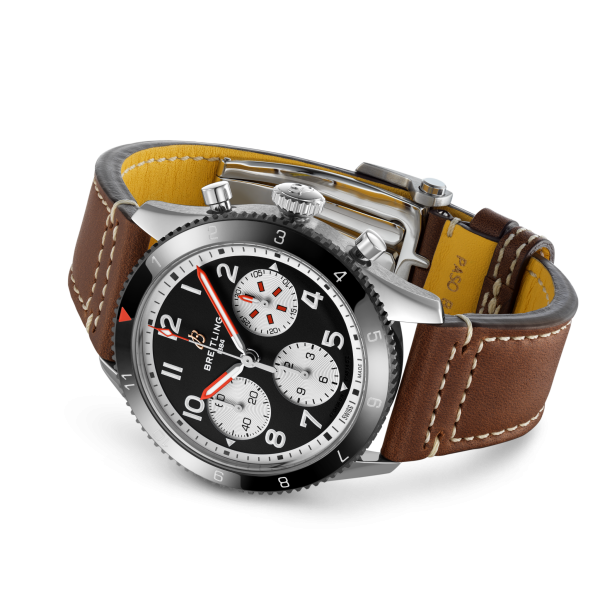 Breitling Classic AVI Chronograph 42 Mosquito Y233801A1B1X1