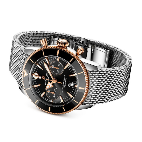 мъжки часовник breitling-superocean-heritage-ub0156h11b1a1-dial-closeup-classicwatches