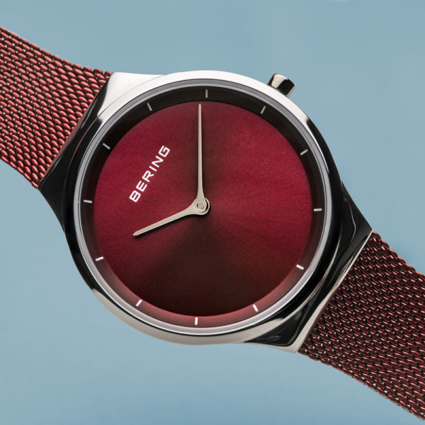 Дамски часовник Bering Classic 12131-303