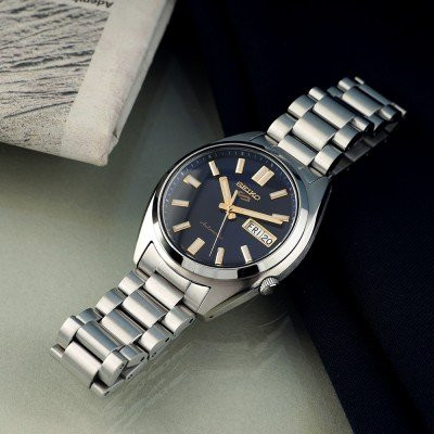 seiko srpl55k1 часовник с ден и дата ClassicWatches.bg
