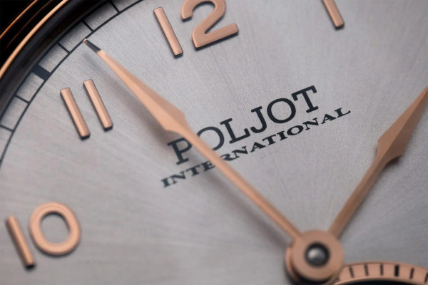 мъжки часовник ръчно навиване poljot-international-tourbillon-3400-t-xviii-bg-tourbillon-detail-classicwatches

