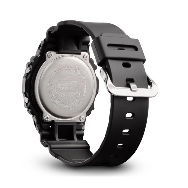 Casio DW-5600BB-1ER с полимерна каишка
