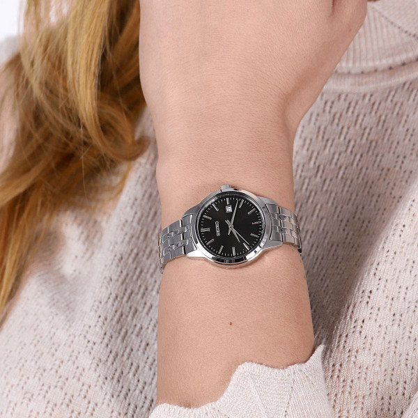 SEIKO CLASSIC 30MM LADIES WATCH SUR409P1