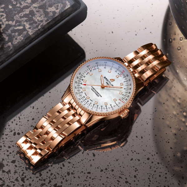 BREITLING NAVITIMER AUTOMATIC 35 LADIES WATCH R17395211A1R1
