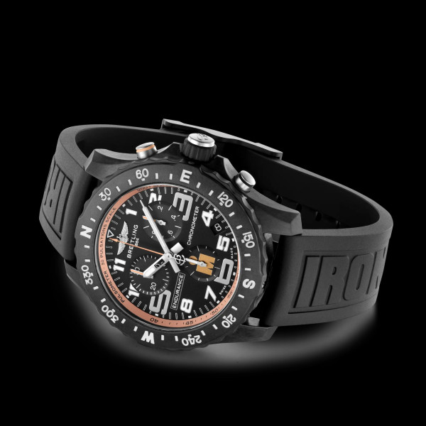 часовник breitling endurance pro 44 ironman finisher x823101b1b1s1 спортен хронограф с тахиметър и компас скала classicwatches.bg