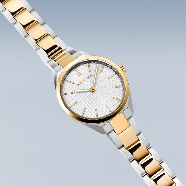 Дамски часовник Bering 17231-704