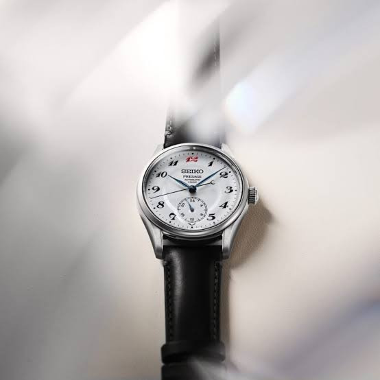seiko hcc005j1 бял емайлиран циферблат ClassicWatches.bg