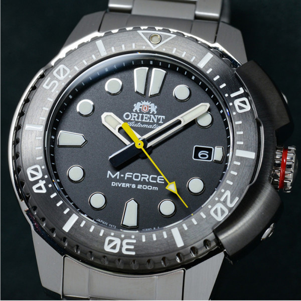 orient ra ac0l01b коронка на винт и еднопосочен безел classicwatches.bg