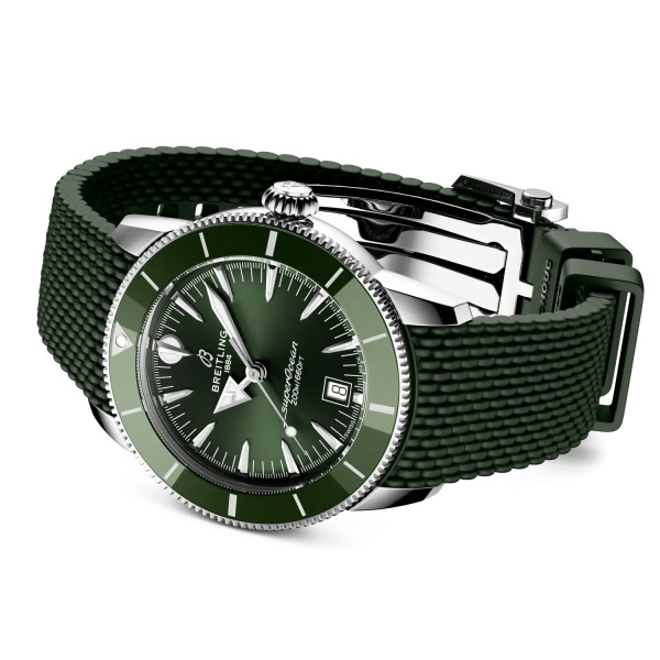 мъжки часовник breitling-superocean-heritage-ab3111361l1s1-green-dial-classicwatches
