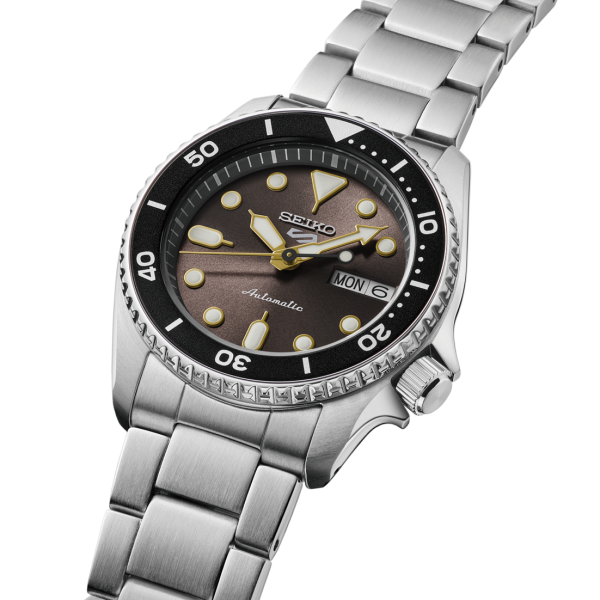 seiko-5-sports-srpl77k1-classicwatches.bg-спортен-модел
