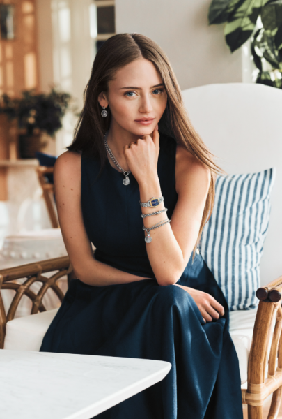 tommy hilfiger дамски модел със син циферблат и класическа визия