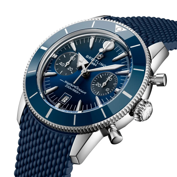breitling-superocean-heritage-ab0156161c1s1-side-view-classicwatches