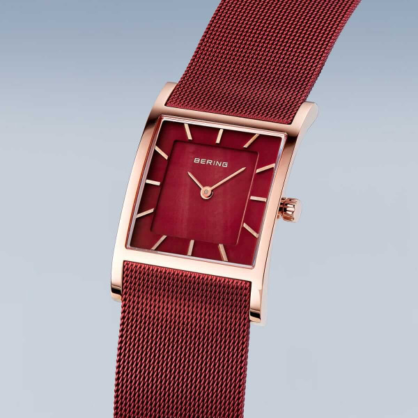 Дамски часовник Bering Classic 10426-363-S