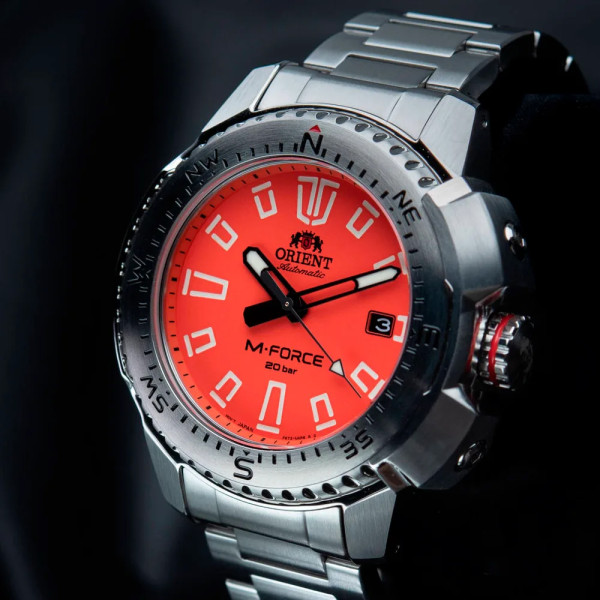 orient ra ac0n02y оранжев циферблат с дата и луминесценция classicwatches.bg