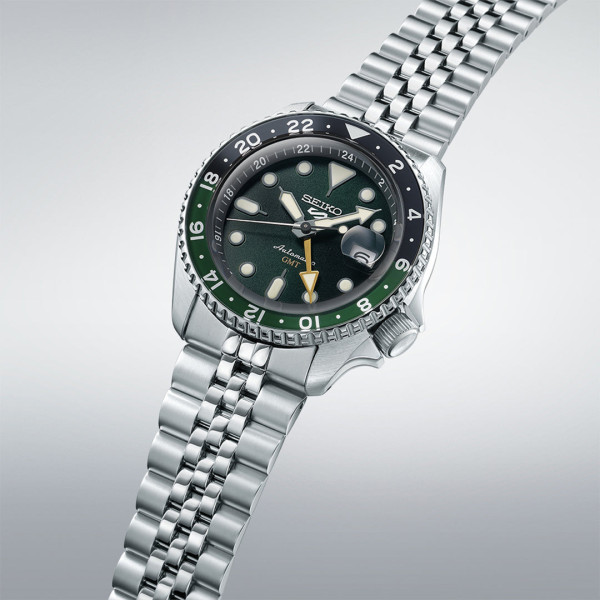 Seiko 5 Sport GMT SSK035K1