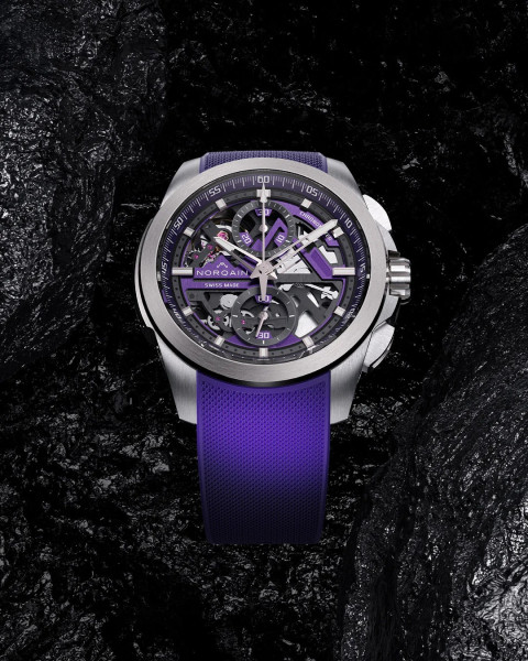 Часовник NORQAIN Independence Skeleton Chrono 42mm N3200.40T03.P01 – автоматичен Flyback хронограф с COSC сертификация – classicwatches.bg