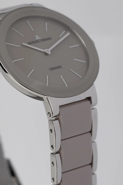 часовник jacques lemans 42 7s дамски бежов циферблат керамика classicwatches.bg
