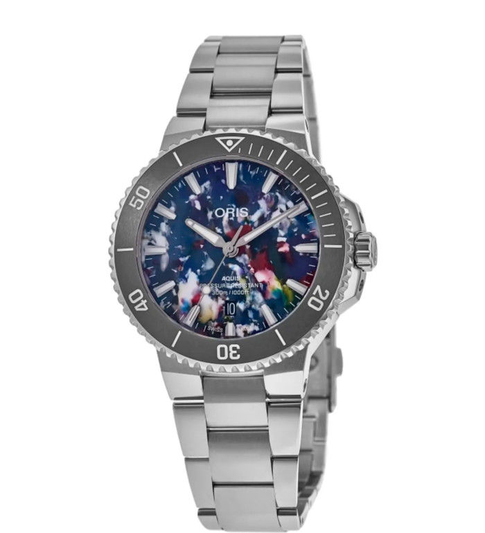 Oris Aquis Date Upcycle 43.5mm 733 7789 4150-07 8 23 04PEB