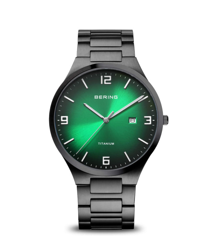 Мъжки часовник Bering Titanium 15240-728